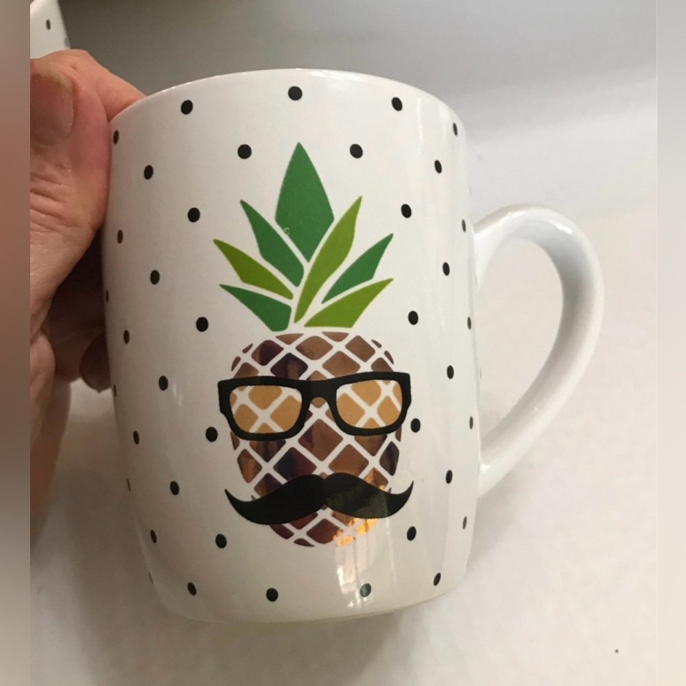 AMERICAN ATELIER (2)  Pineapple Coffee Mugs - Picture 2 of 7